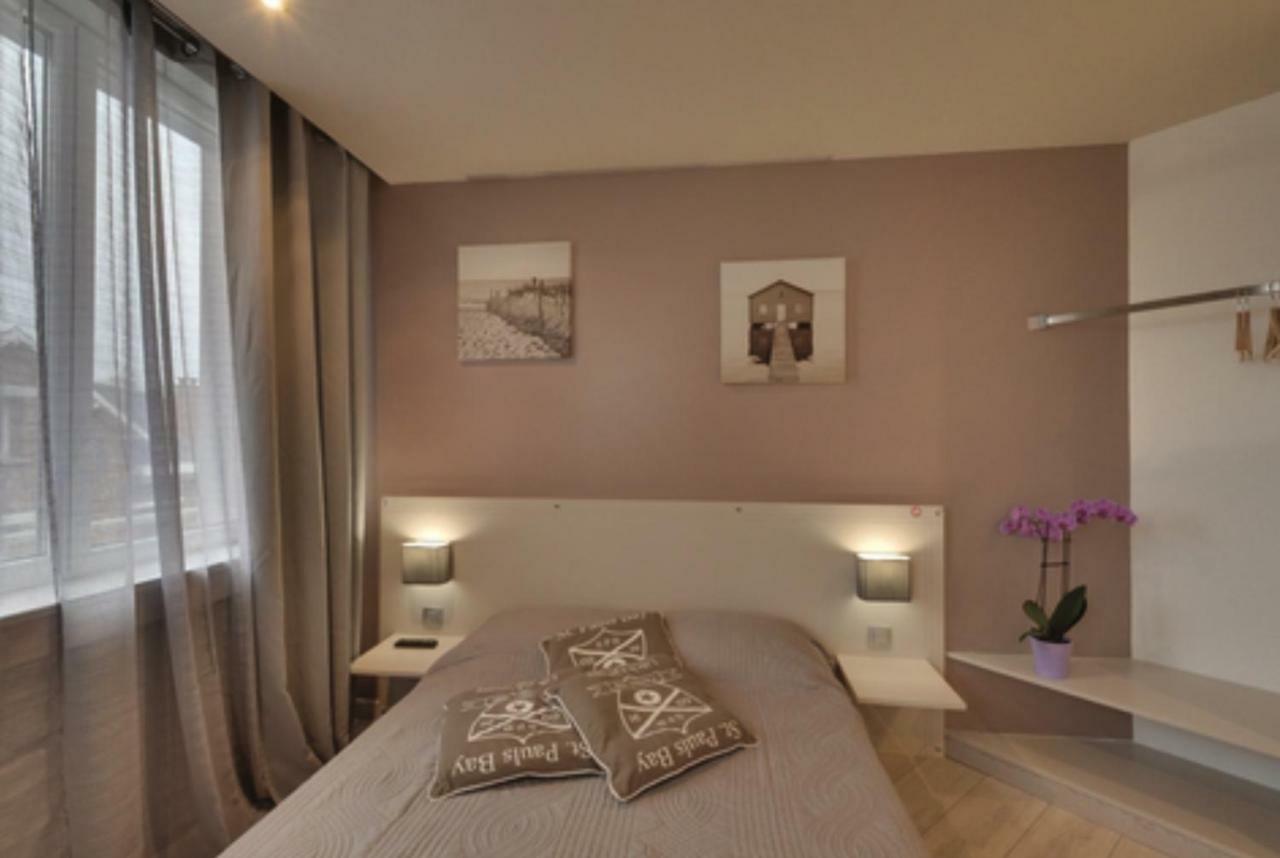 Hotel La Caroline Corbie Exterior foto